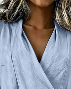 Blouse sans manches portefeuille pour femmes