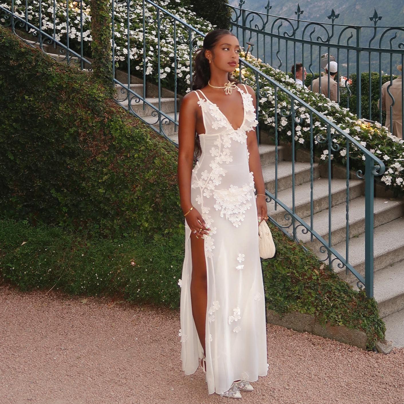 Robe longue en maille blanche à fleurs avec broderie florale