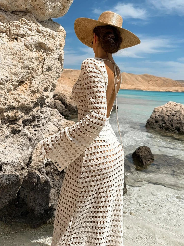 Robe Longue en Crochet Sans Dos avec Manches Longues Transparentes