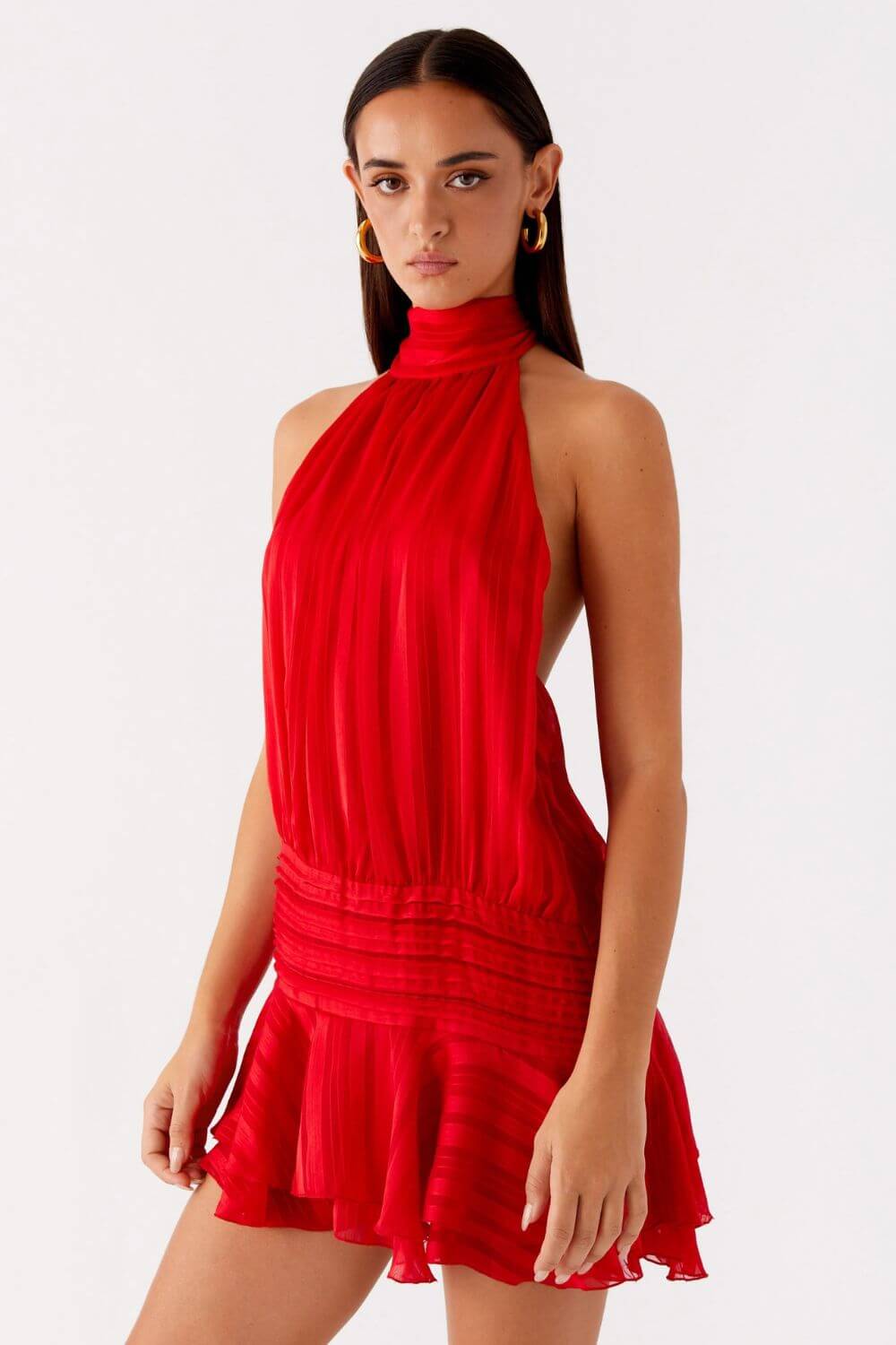 Robe courte drapée en satin avec col