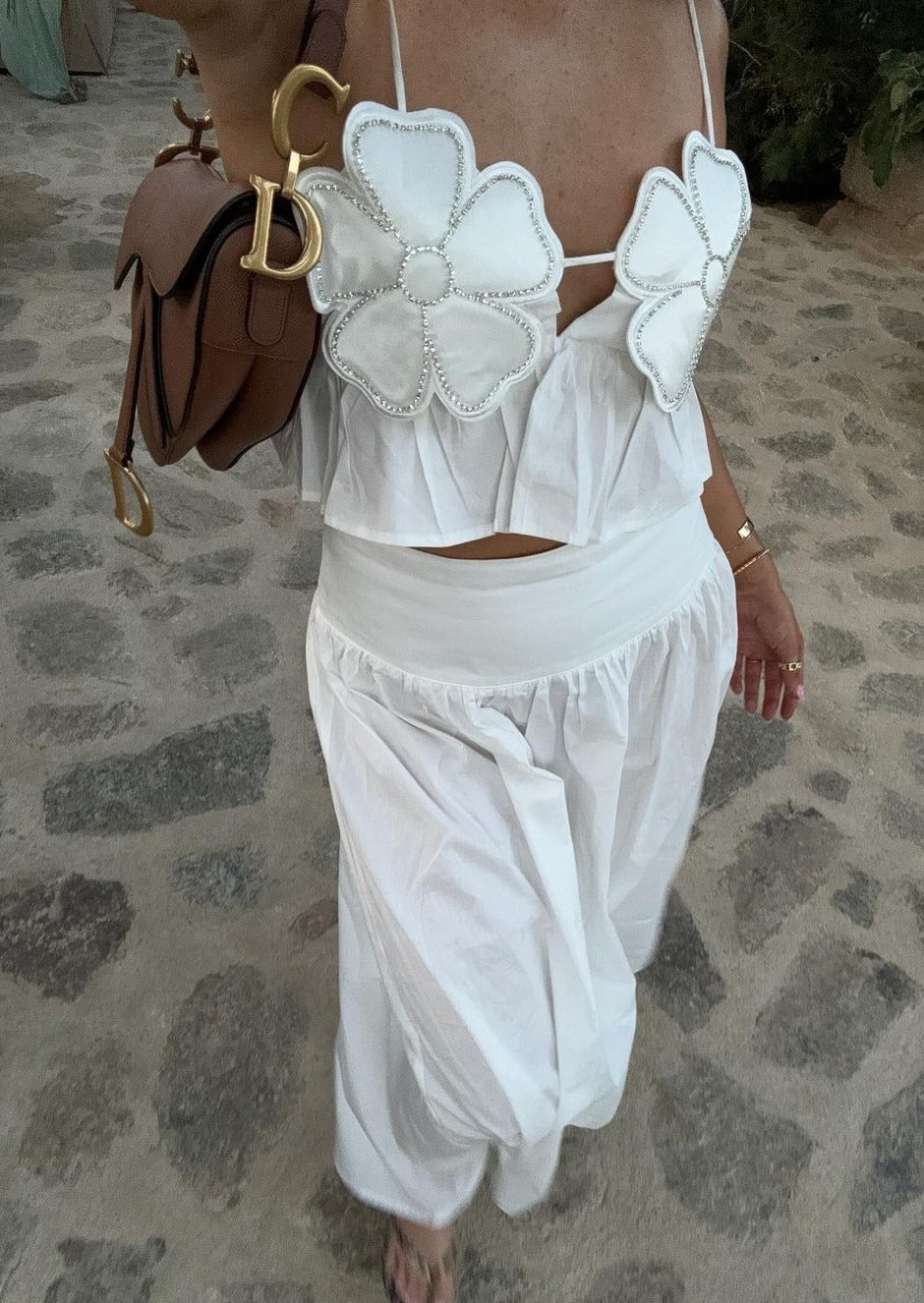 Blouse blanche à manches volantées pour femmes