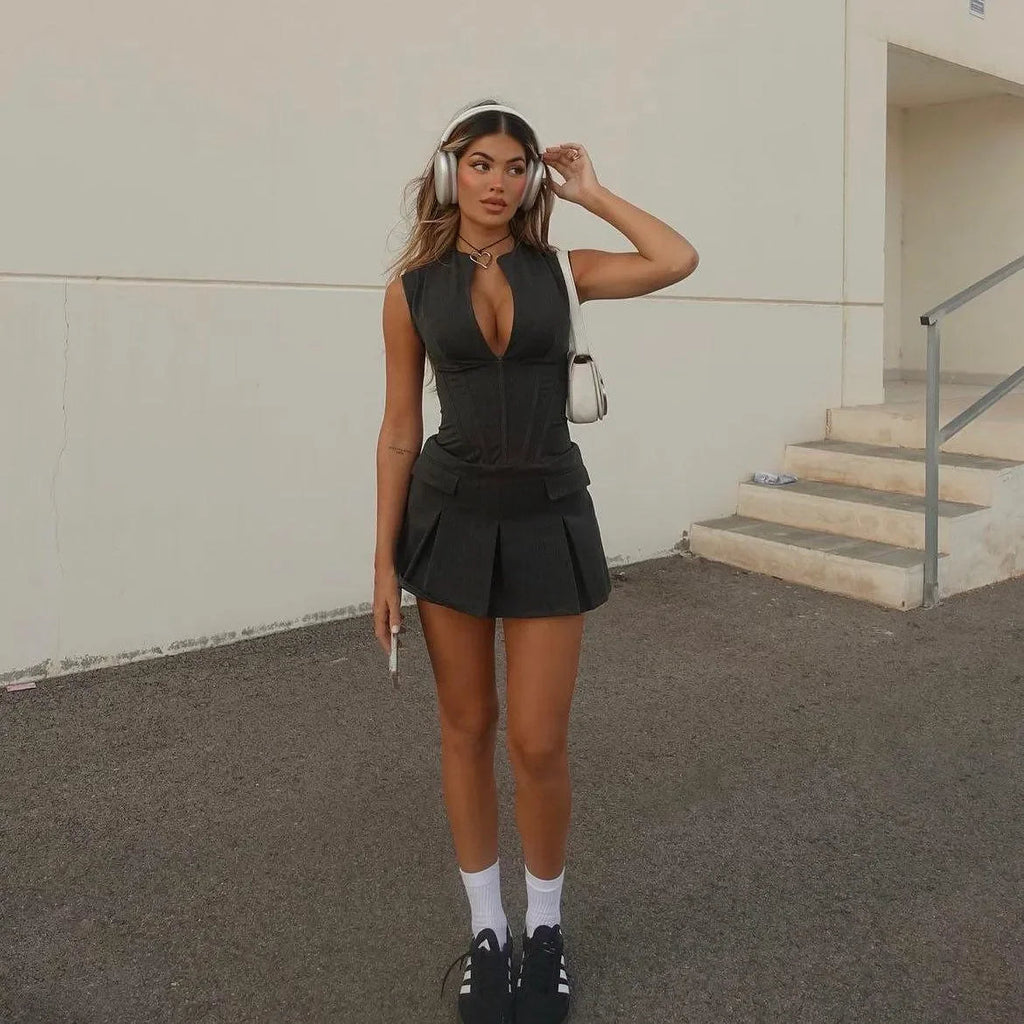 Robe Mini Corset Plissée au Charme Intemporel