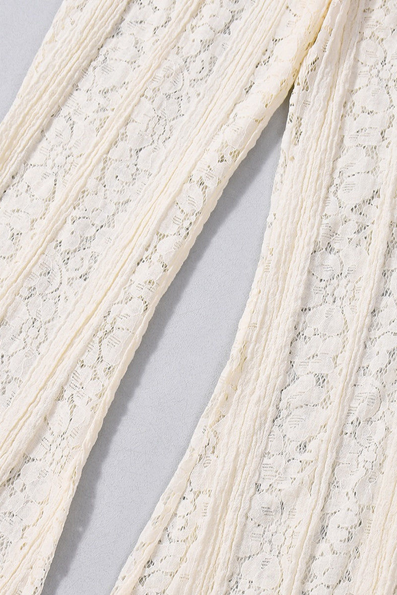 Vue arrière du pantalon femme évasé en dentelle