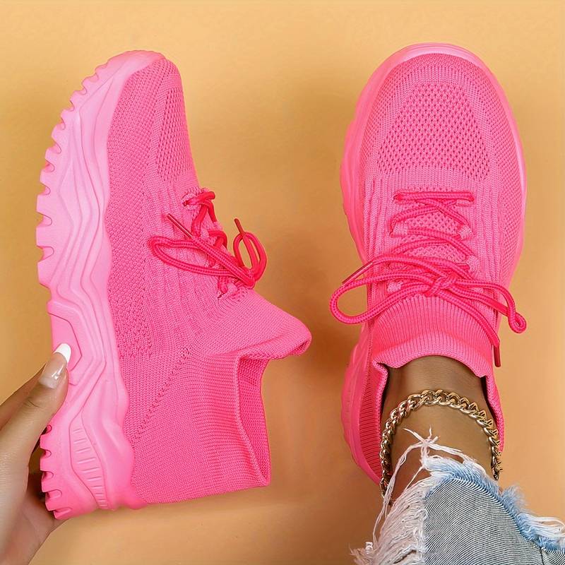 Chaussures orthopédiques confortables avec soutien supplémentaire pour les pieds