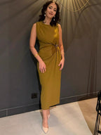 Robe maxi fendue sans manches en mélange de polyester olive