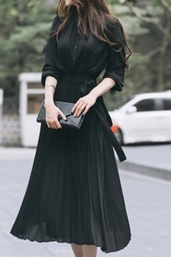 Robe à manches bouffantes en chiffon plissé