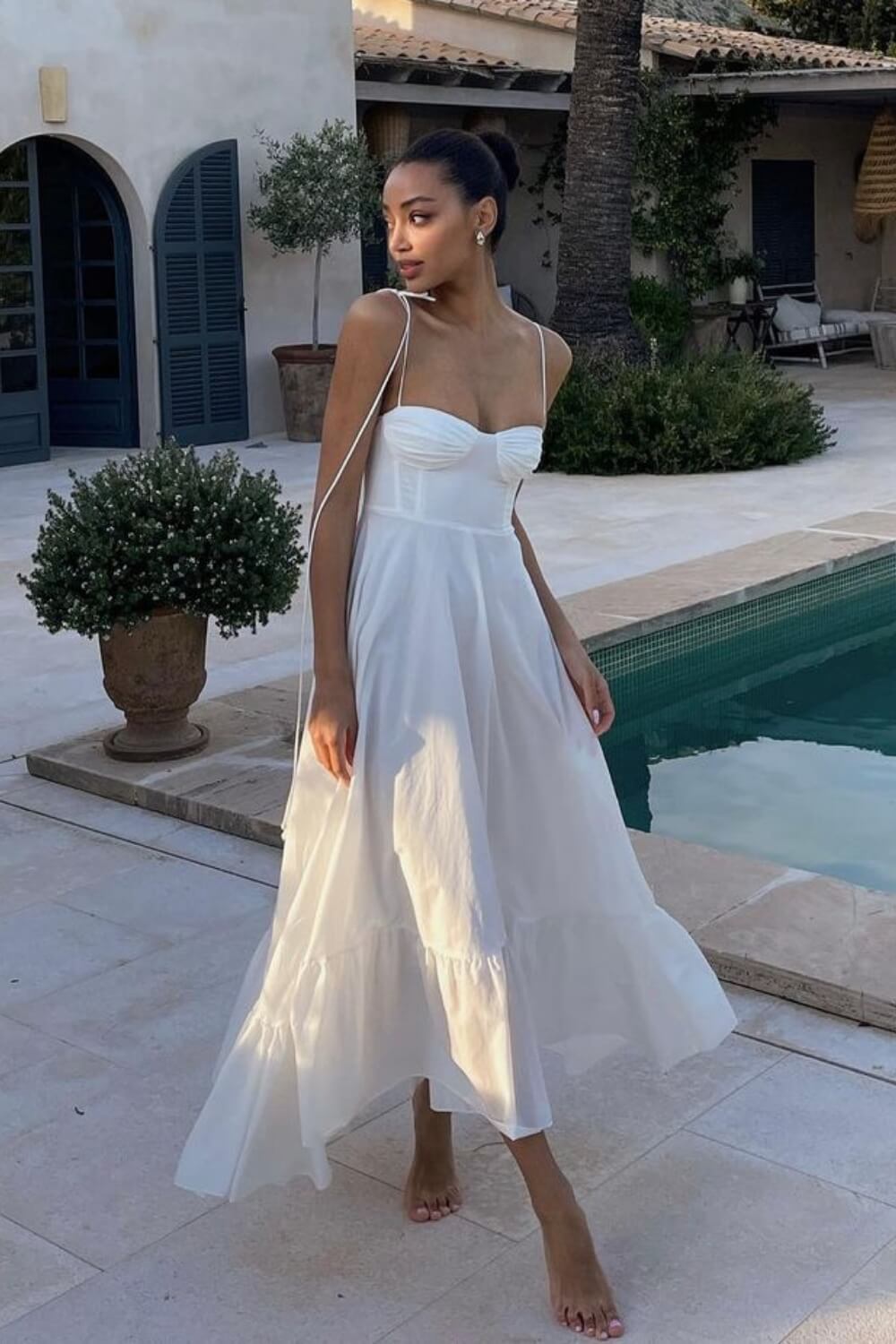 Robe longue blanche en polyester longueur cheville