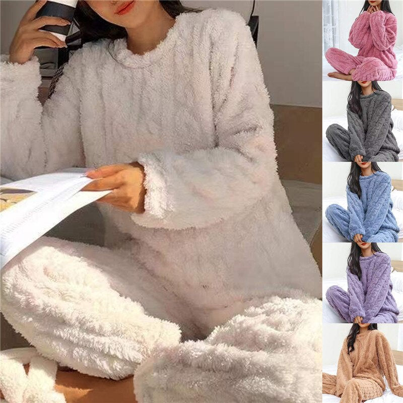 Pyjama en polaire confortable pour femme