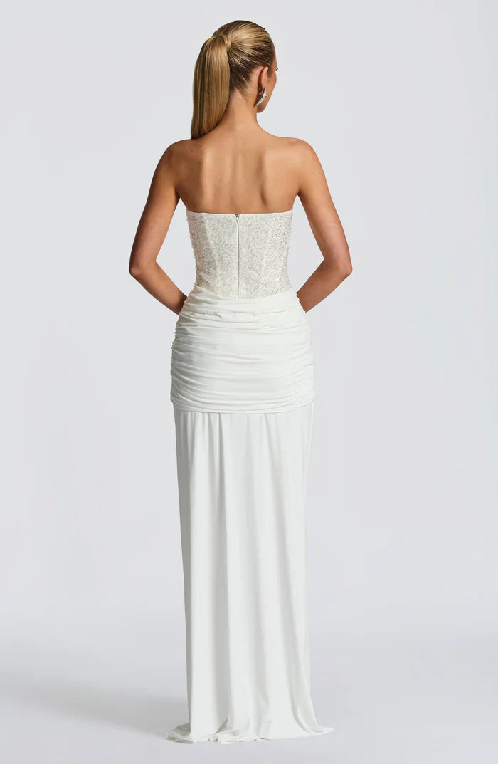 Robe Maxi Fluide Carina à Silhouette Élégante