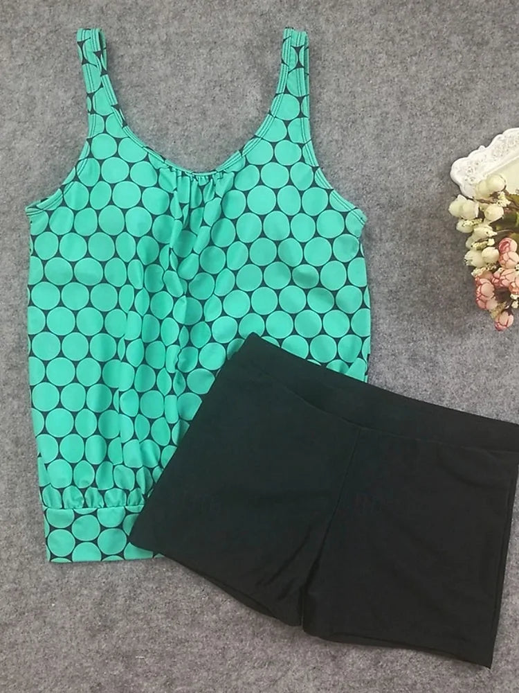 Maillot tankini à pois avec couverture du ventre et short