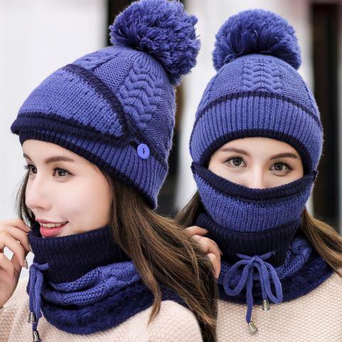 Ensemble bonnet en tricot douillet et écharpe pour femme