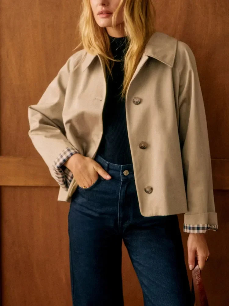 Trench-coat classique à col rabattu et motif à carreaux