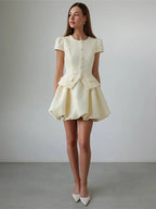 Ensemble deux pièces chemise à manches bouffantes et jupe bulle