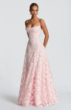 Robe Maxi Louise sans manches avec silhouette fluide