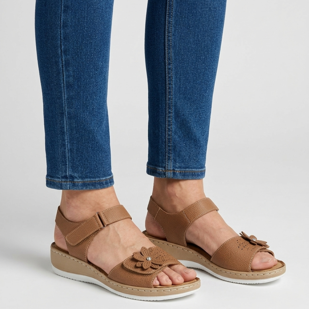 Sandales confortables pour femmes avec détails floraux