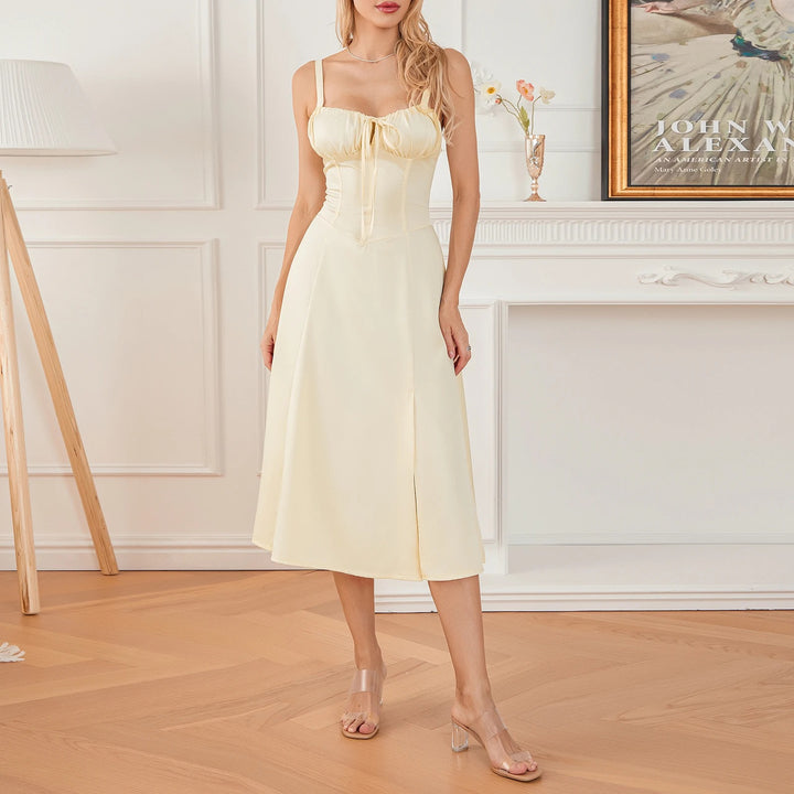 Pauline Laurent® | Robe satinée midi à bretelles fines