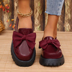 Mocassins en cuir verni épais