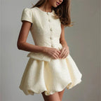 Ensemble deux pièces chemise à manches bouffantes et jupe bulle