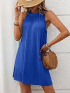 Robe Mini Texturée à Col Grec avec Coupe Élégante